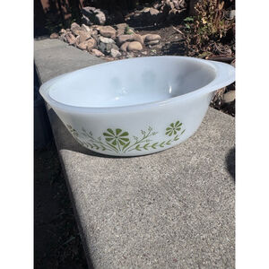 Vintage Glassbake dish J5142 quart 81 USA microwave safe. No flaws like new!